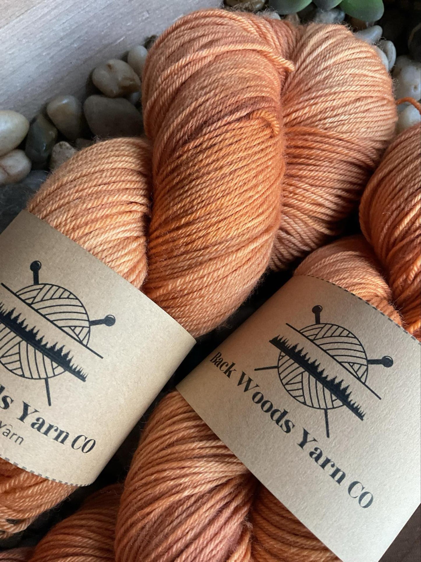 Fingering 75% superwash, 25% nylon 462 Yds