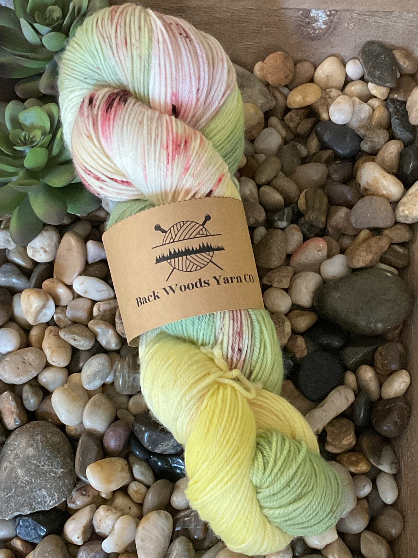 Fingering superwash 100% Merino Wool 437 yards