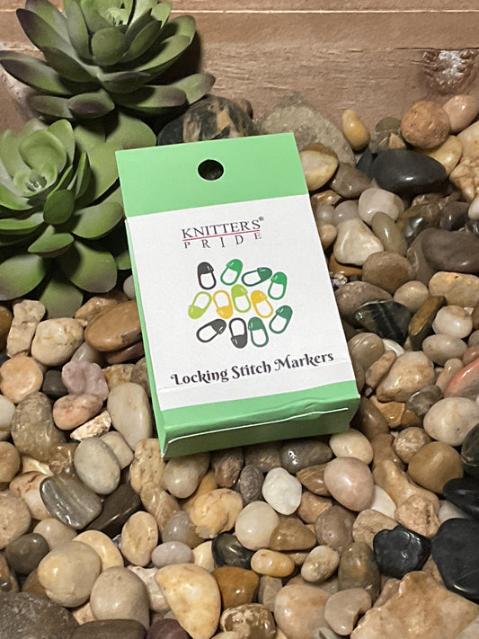 Knitters pride locking stitch markers